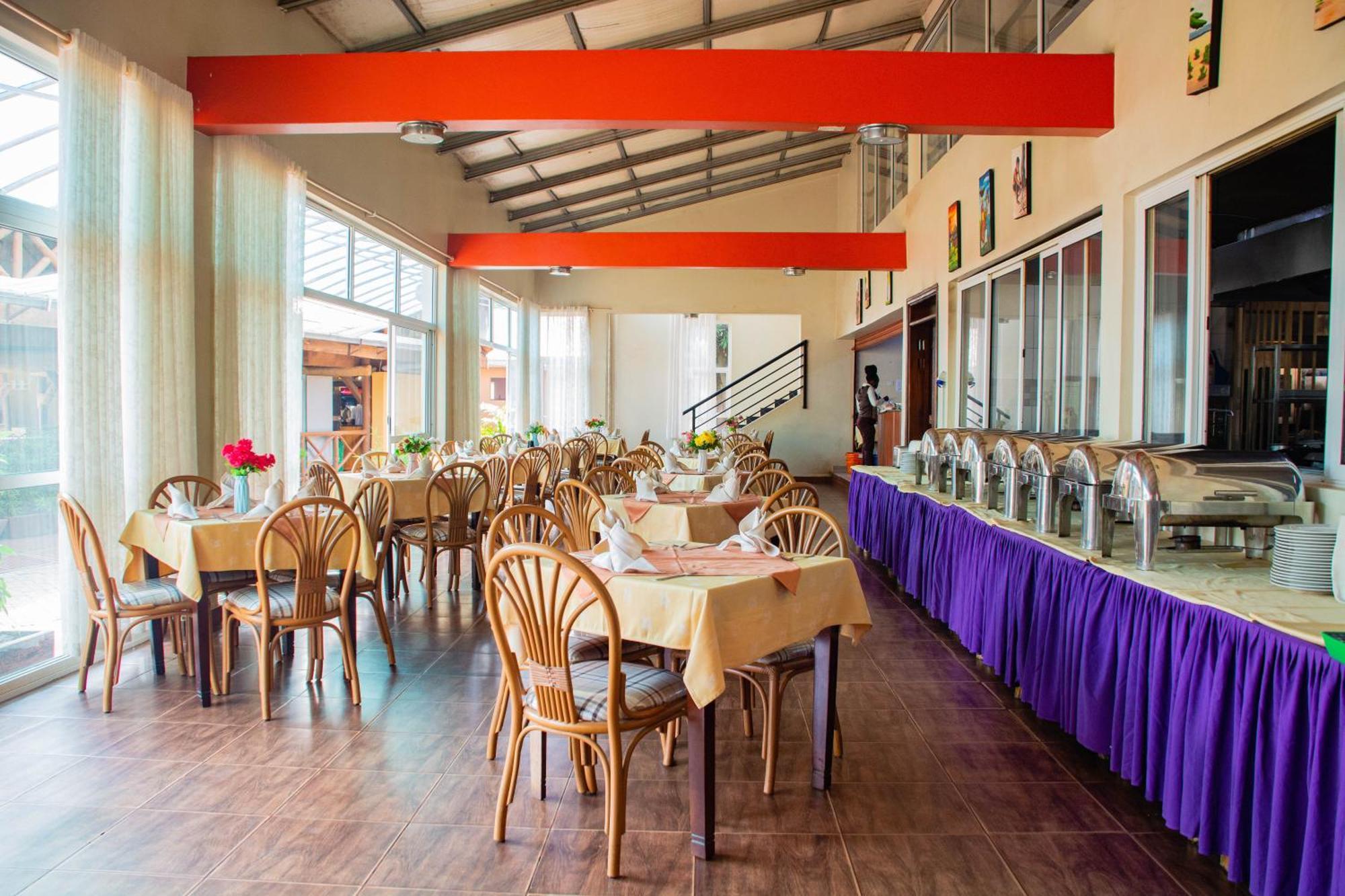 Bomah Hotel Limited Gulu Ngoại thất bức ảnh